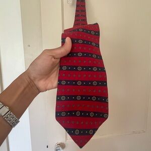 Tommy Hilfiger Red and Navy Patterned Tie